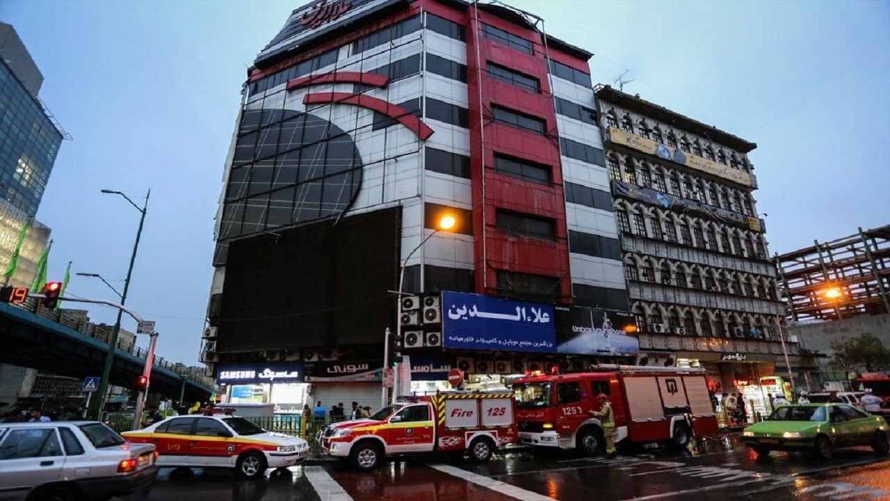آتش سوزی در پاساژ علاءالدین آتش سوزی در پاساژ علاءالدین