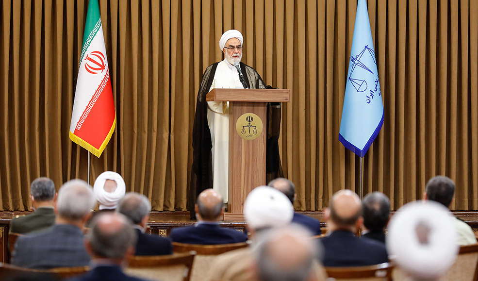 قاطعیت و ساده زیستی ۲ ویژگی بارز محسنی اژه ای است قاطعیت و ساده زیستی ۲ ویژگی بارز محسنی اژه ای است