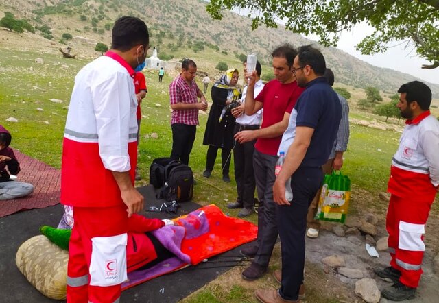 رهاسازی ۳ مصدوم گرفتار در ارتفاعات کوهستانی رهاسازی ۳ مصدوم گرفتار در ارتفاعات کوهستانی