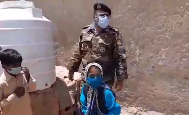 حضور نیروهای ارتش در سیستان و بلوچستان با اذن رهبر معظم انقلاب حضور نیروهای ارتش در سیستان و بلوچستان با اذن رهبر معظم انقلاب