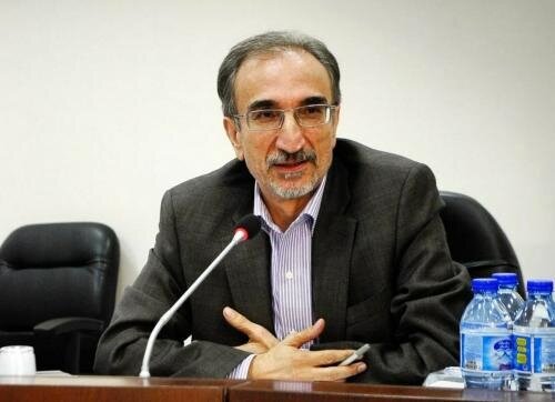 آب زاینده رود ربطی به کارون ندارد آب زاینده رود ربطی به کارون ندارد