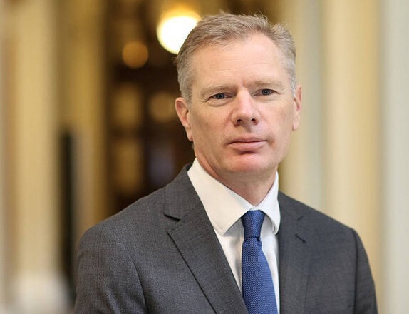 سفیر انگلیس: شاهد رنج مردم ایران از تحریم‌ ها بودم