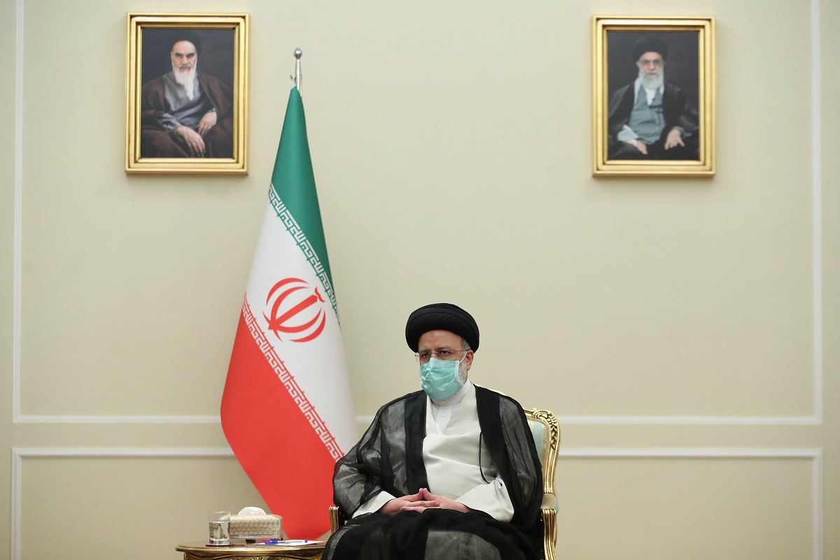 ورود نمایندگان کشورهای خارجی برای شرکت در مراسم تحلیف ورود نمایندگان کشورهای خارجی برای شرکت در مراسم تحلیف