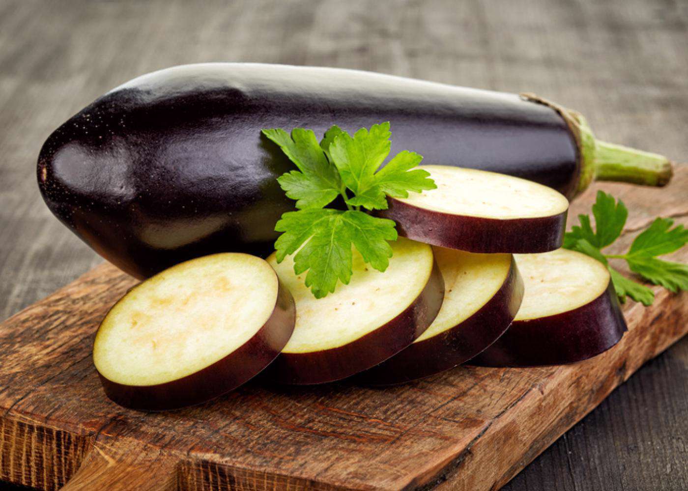 ۹ عارضه مصرف بیش از حد بادنجان برای بدن ۹ عارضه مصرف بیش از حد بادنجان برای بدن