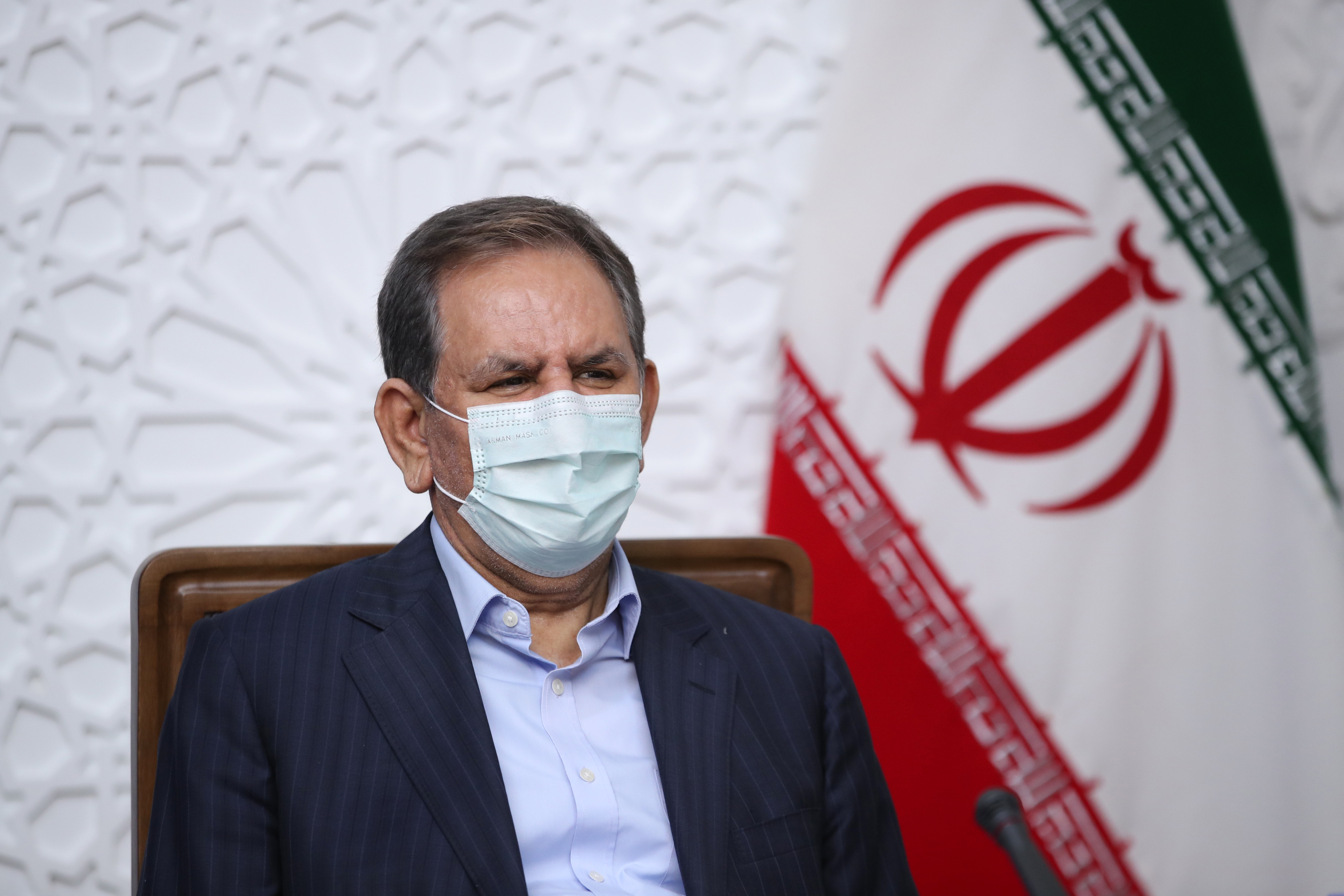 لحظه خداحافظی جهانگیری با دولت + عکس
