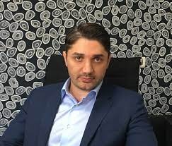 چه صنایعی برای سرمایه گذاری مناسب هستند؟ / وزیر شدن خاندوزی برای بازار سرمایه مثبت است چه صنایعی برای سرمایه گذاری مناسب هستند؟ / وزیر شدن خاندوزی برای بازار سرمایه مثبت است