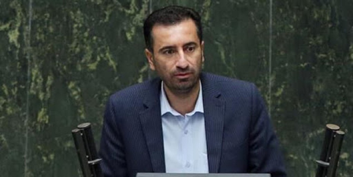 خاندوزی می تواند اقتصاد ایران را به مسیر درست باز گرداند خاندوزی می تواند اقتصاد ایران را به مسیر درست باز گرداند