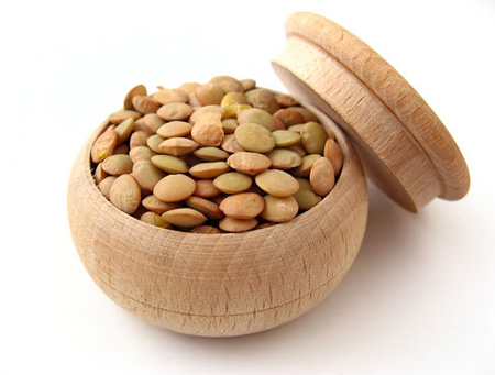 رنگ پریدگی از علائم کمبود آهن است رنگ پریدگی از علائم کمبود آهن است