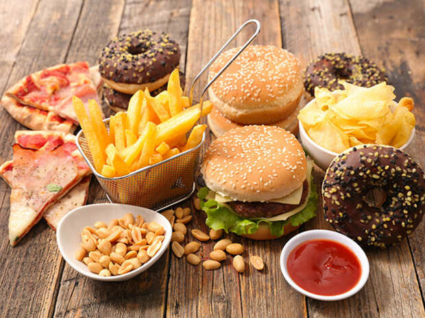 ارتباط رژیم غذایی پرچرب و بیماری های قلبی ارتباط رژیم غذایی پرچرب و بیماری های قلبی