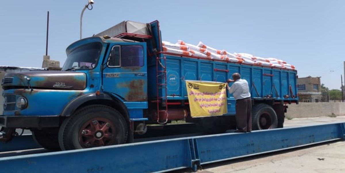 آغاز توزیع خوراک دام رایگان در خوزستان آغاز توزیع خوراک دام رایگان در خوزستان