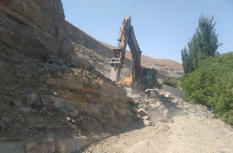 گره ترافیکی جاده گردشگری برغان البرز گشوده می شود گره ترافیکی جاده گردشگری برغان البرز گشوده می شود