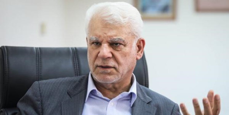 راهکار عقلایی تک نرخی کردن ارز و پرداخت یارانه نقدی است / ثروتمندان از ارز ۴۲۰۰تومانی سود می برند راهکار عقلایی تک نرخی کردن ارز و پرداخت یارانه نقدی است / ثروتمندان از ارز ۴۲۰۰تومانی سود می برند
