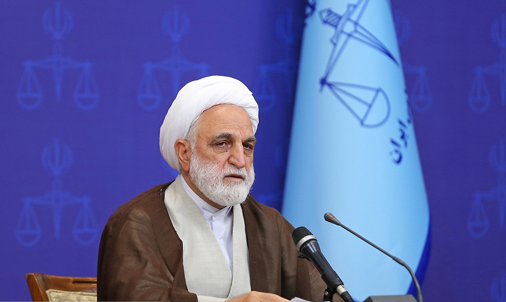 پرداخت تسهیلات بانکی و ارز ترجیحی بسترهای فسادزا در کشور هستند / نحوه دریافت مالیات باید تغییر کند پرداخت تسهیلات بانکی و ارز ترجیحی بسترهای فسادزا در کشور هستند / نحوه دریافت مالیات باید تغییر کند