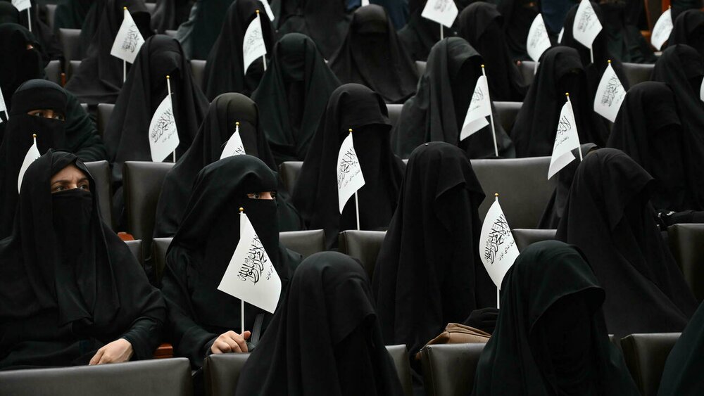 تفکیک جنسیتی در دانشگاه های افغانستان / عدم تحقق وعده های طالبان در مورد زنان تفکیک جنسیتی در دانشگاه های افغانستان / عدم تحقق وعده های طالبان در مورد زنان