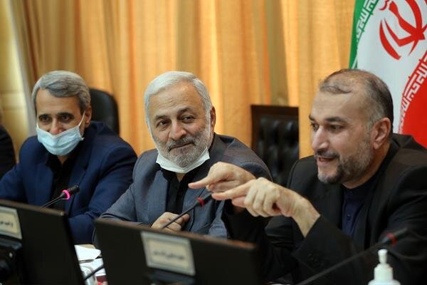 رویکرد ایران در قبال افغانستان تلاش برای تشکیل دولت فراگیر است / ستاد این کشور مجددا در وزارت خارجه کار خود را شروع کرد رویکرد ایران در قبال افغانستان تلاش برای تشکیل دولت فراگیر است / ستاد این کشور مجددا در وزارت خارجه کار خود را شروع کرد
