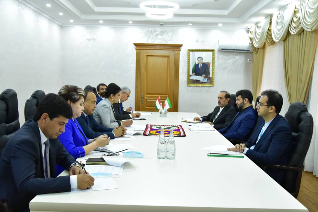 دعوت عبدالملکی از وزیر محنت تاجیکستان به ایران برای امضای تفاهم نامه مشترک / تبادل نیروی کار ماهر و متخصص بین دو کشور دعوت عبدالملکی از وزیر محنت تاجیکستان به ایران برای امضای تفاهم نامه مشترک / تبادل نیروی کار ماهر و متخصص بین دو کشور