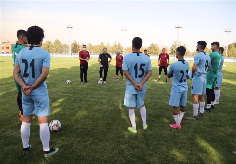 لیست تیم ملی فوتبال اعلام شد / استقلال از پرسپولیس جلو زد لیست تیم ملی فوتبال اعلام شد / استقلال از پرسپولیس جلو زد