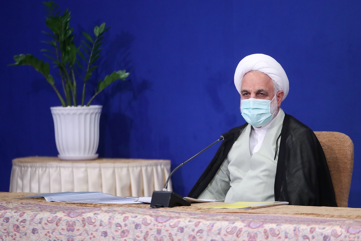 کسانی به نام دفاع از حقوق زن بیشترین ضربه را به زنان می زنند