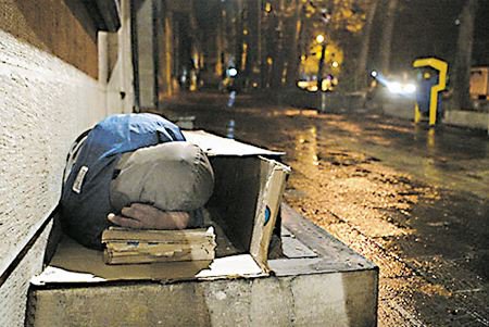کارتن خواب ها را در فهرست واکسن قرار نمی دهند کارتن خواب ها را در فهرست واکسن قرار نمی دهند