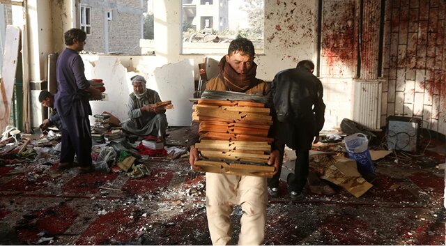 دهها کشته و زخمی در انفجار یک مسجد در افغانستان دهها کشته و زخمی در انفجار یک مسجد در افغانستان