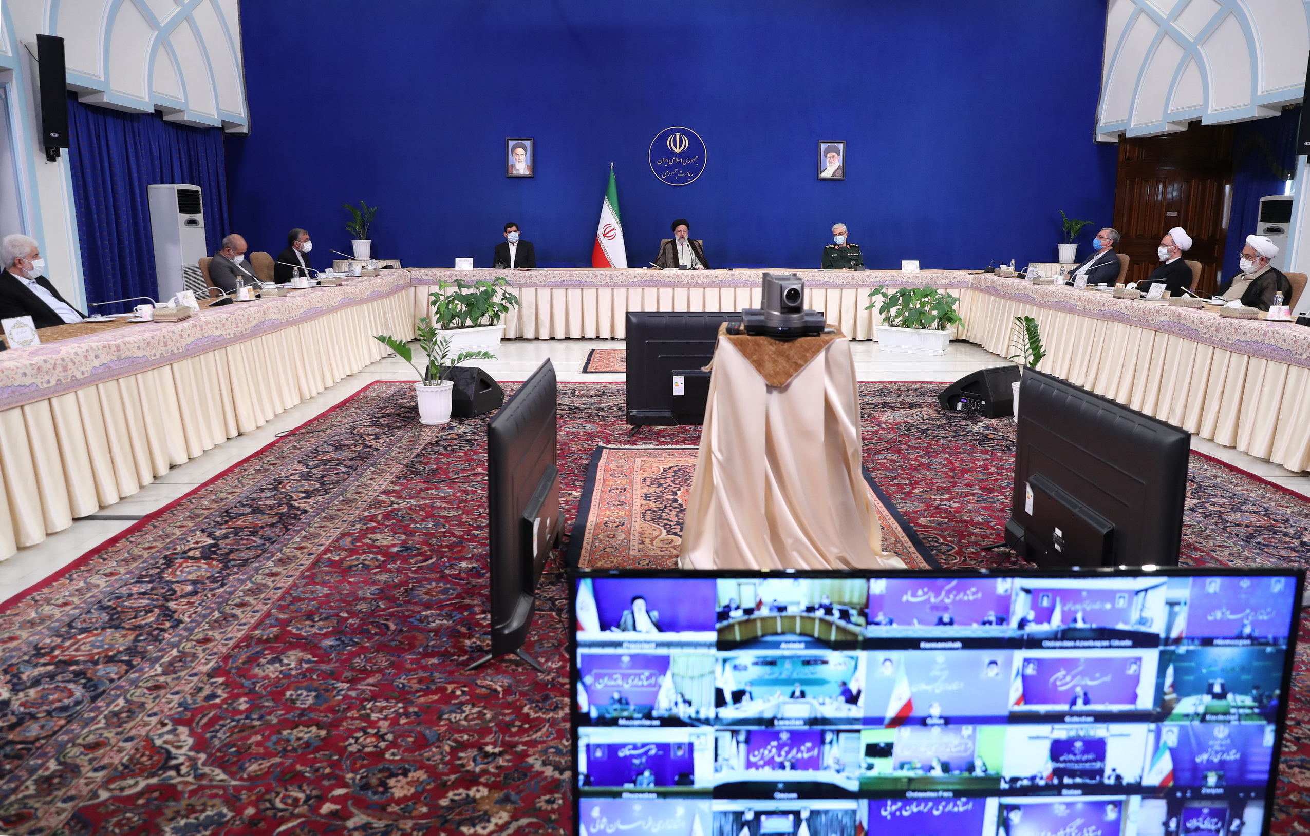 باید به تدریج به سمت بازگشایی مدارس حرکت کنیم / حضور کامل کارکنان ادارات در محل کار ضروری است باید به تدریج به سمت بازگشایی مدارس حرکت کنیم / حضور کامل کارکنان ادارات در محل کار ضروری است