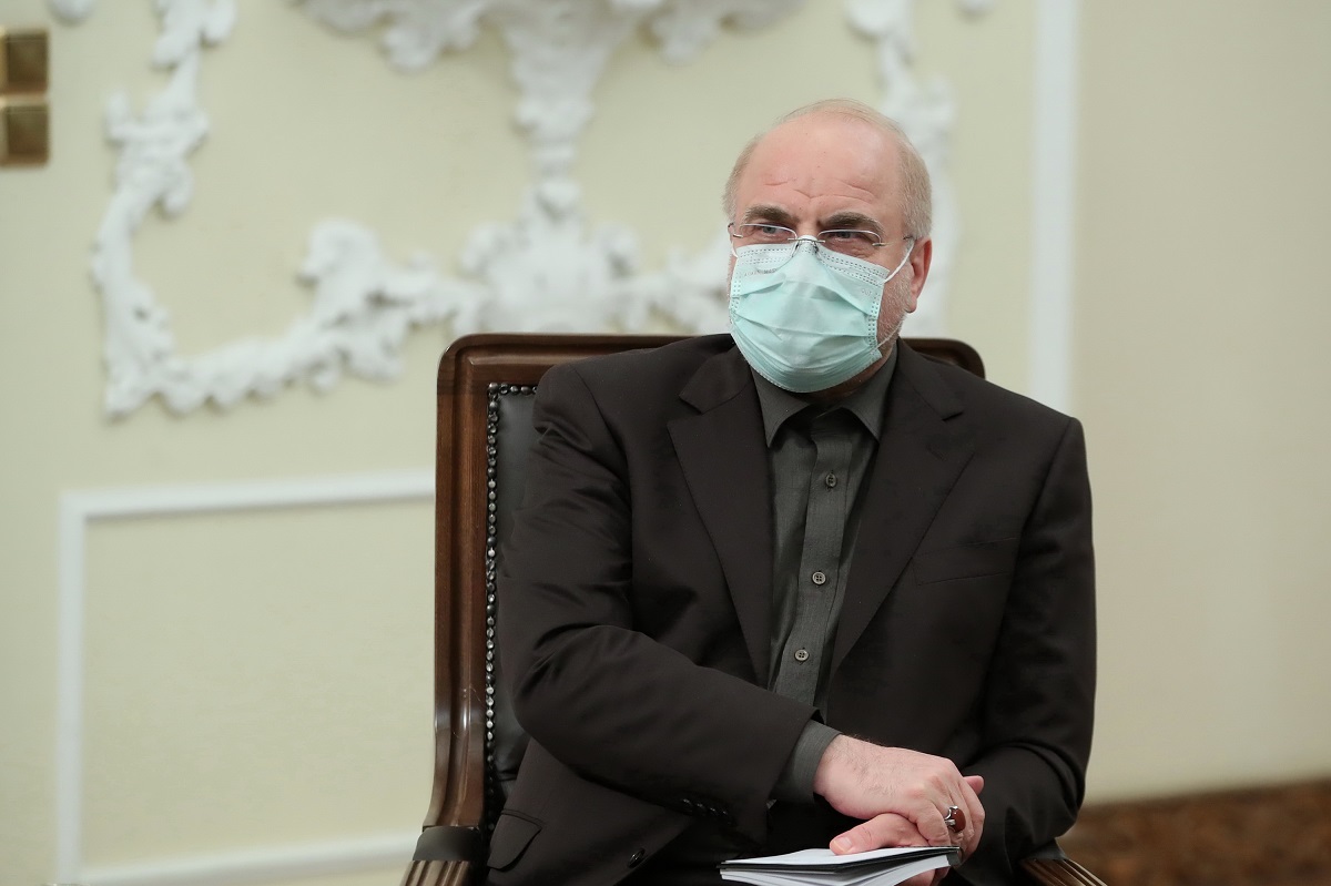با پیروزی در جنگ رسانه ای در جنگ اقتصادی پیروز می شویم با پیروزی در جنگ رسانه ای در جنگ اقتصادی پیروز می شویم