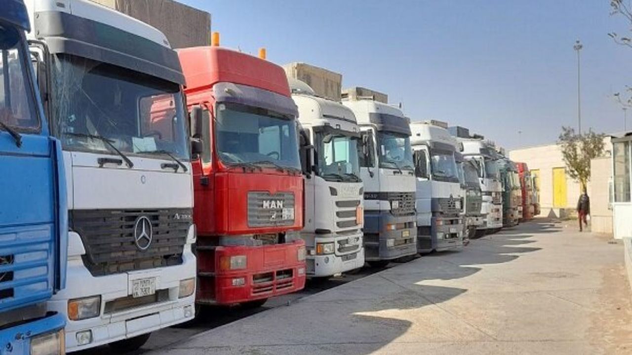 جمهوری آذربایجان ۲ راننده کامیون ایرانی را آزاد کرد جمهوری آذربایجان ۲ راننده کامیون ایرانی را آزاد کرد