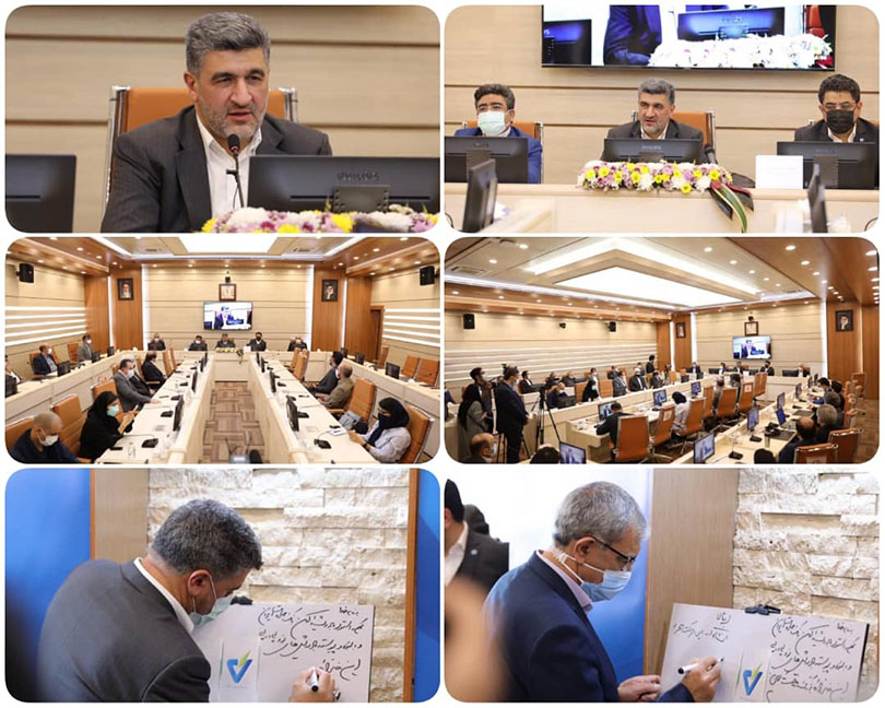 رونمایی از آکادمی بانکداری دیجیتال هلدینگ «صاد» با حضور مدیرعامل بانک صادرات ایران رونمایی از آکادمی بانکداری دیجیتال هلدینگ «صاد» با حضور مدیرعامل بانک صادرات ایران