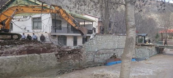 آزادسازی ۳ هزار متر مربع از اراضی حریم رودخانه جاجرود آزادسازی ۳ هزار متر مربع از اراضی حریم رودخانه جاجرود