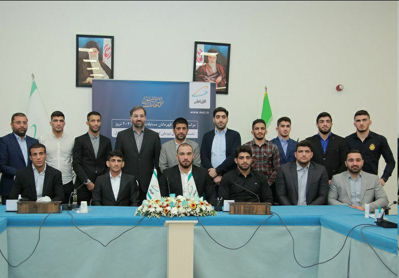 تجلیل مدیرعامل همراه اول از قهرمانان کشتی کشور تجلیل مدیرعامل همراه اول از قهرمانان کشتی کشور