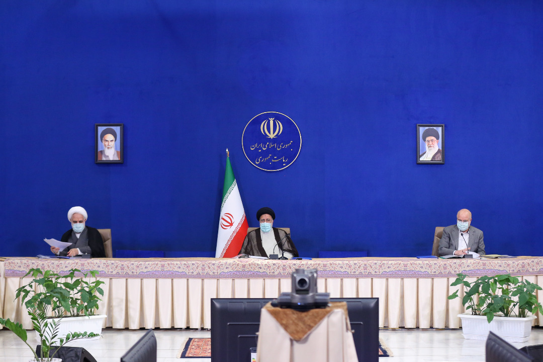 تصمیم جدید سران قوا برای بازار خودرو تصمیم جدید سران قوا برای بازار خودرو
