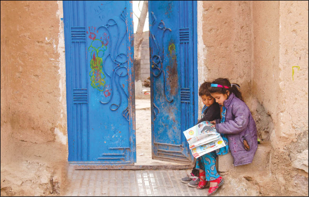 قصه پر غصه دانش‌آموزان افغانستانی