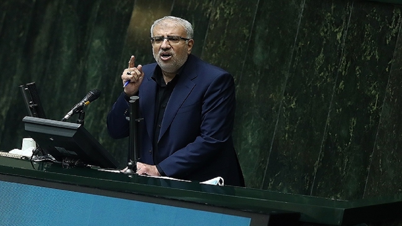 سرمایه گذاری لازم در صنعت نفت و گاز نشده است سرمایه گذاری لازم در صنعت نفت و گاز نشده است