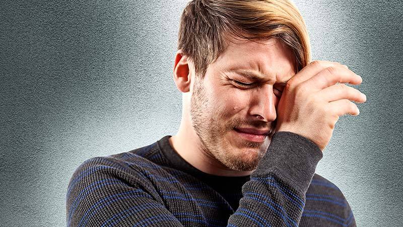 بافواید و مضرات گریه کردن آشنا شوید بافواید و مضرات گریه کردن آشنا شوید