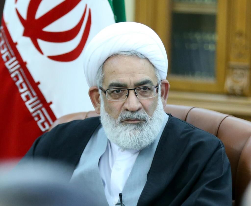 تلاش برای تدوین قانون جامع صیانت از حقوق عامه تلاش برای تدوین قانون جامع صیانت از حقوق عامه