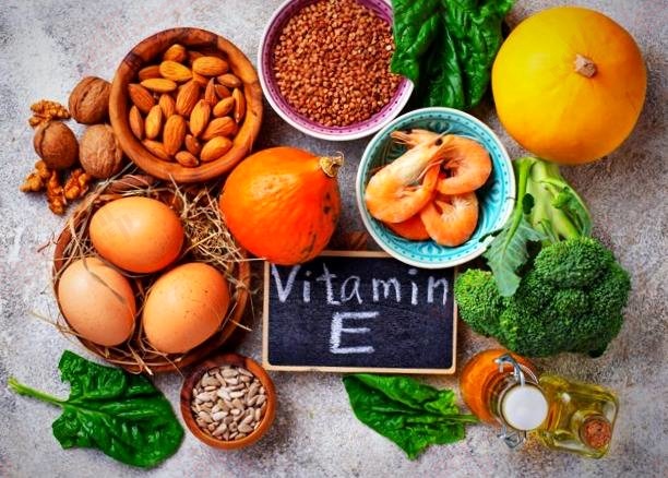 این مواد غذایی سرشار از ویتامین E است این مواد غذایی سرشار از ویتامین E است