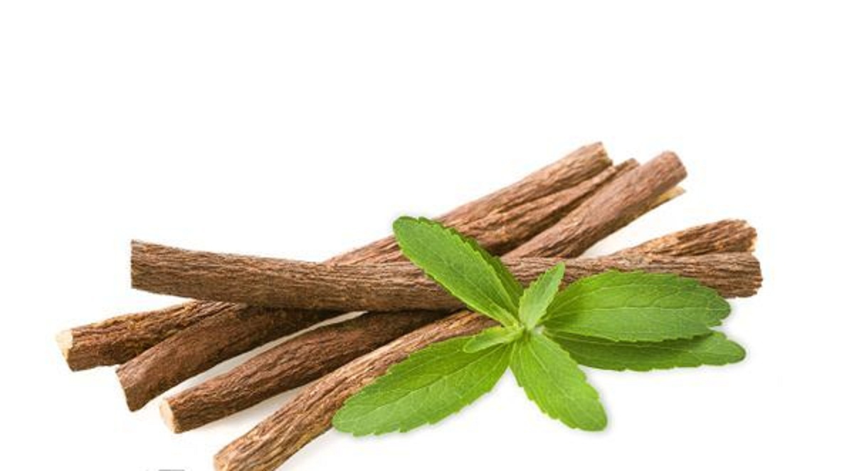 ۸ خاصیت دارویی درمانی ریشه شیرین بیان ۸ خاصیت دارویی درمانی ریشه شیرین بیان