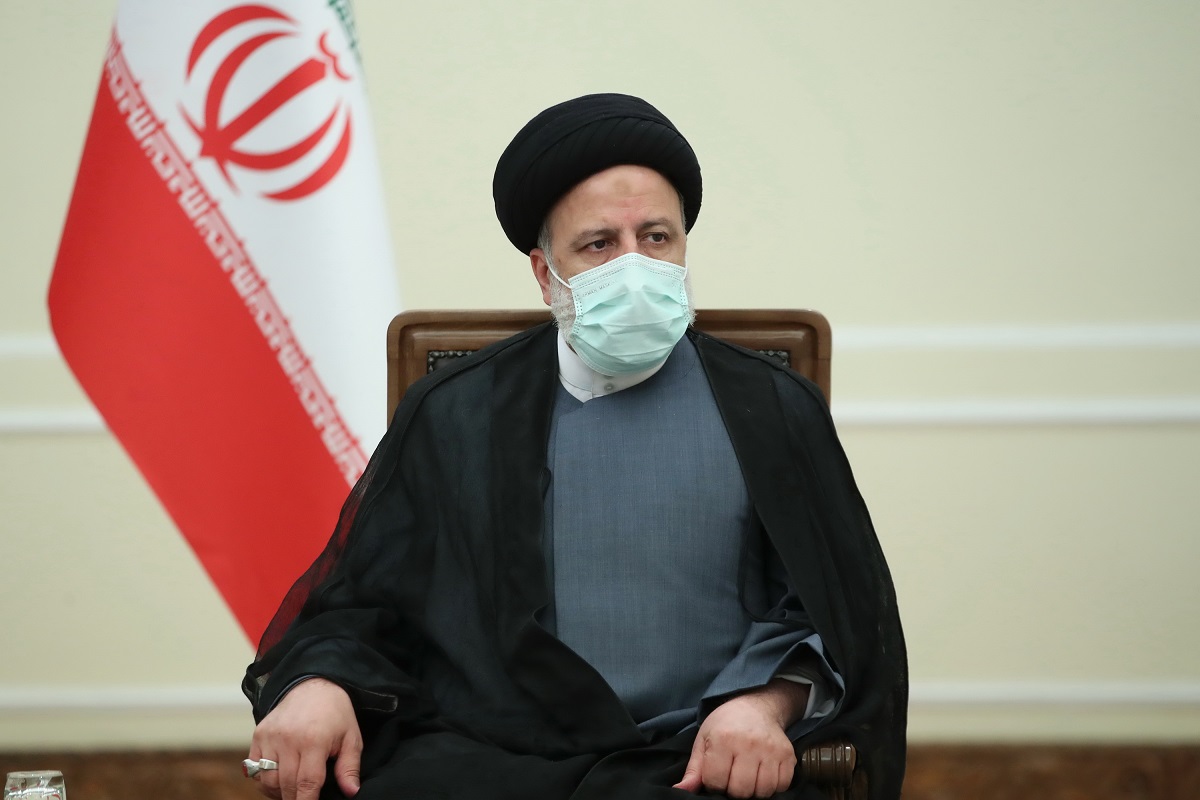 دیدار رییسی با اقتصاددانان دیدار رییسی با اقتصاددانان