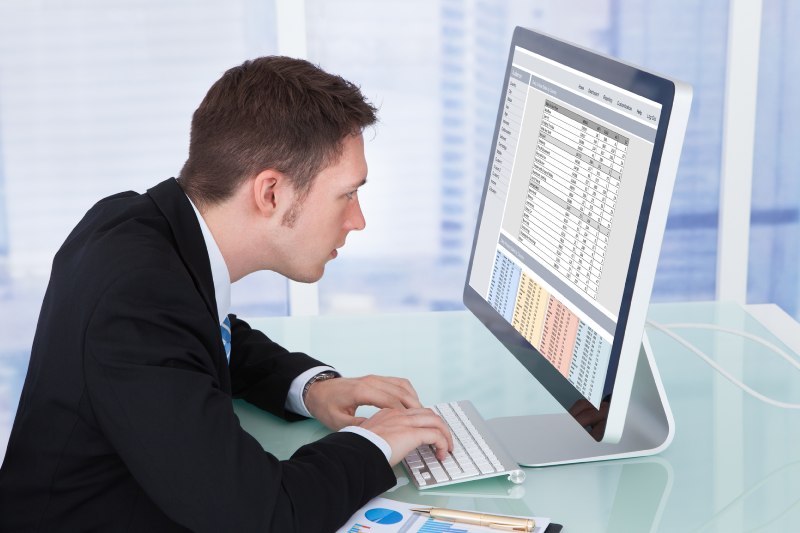 کار دفتری طولانی چه بلایی بر سر بدن می آورد؟ کار دفتری طولانی چه بلایی بر سر بدن می آورد؟