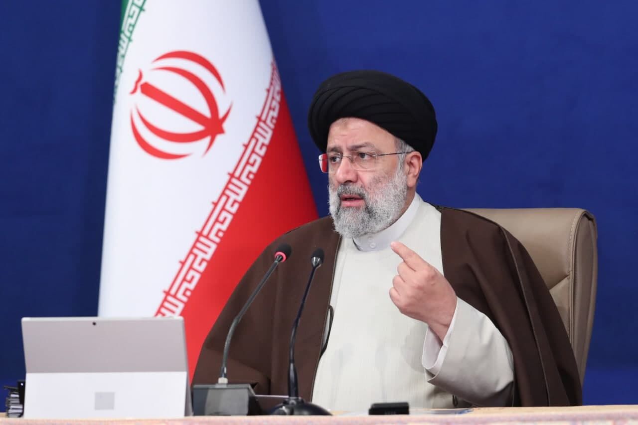 مکلف به اجرای عدالت در نظام پرداخت حقوق هستیم / مهار تورم مهمترین وظیفه دولت است مکلف به اجرای عدالت در نظام پرداخت حقوق هستیم / مهار تورم مهمترین وظیفه دولت است