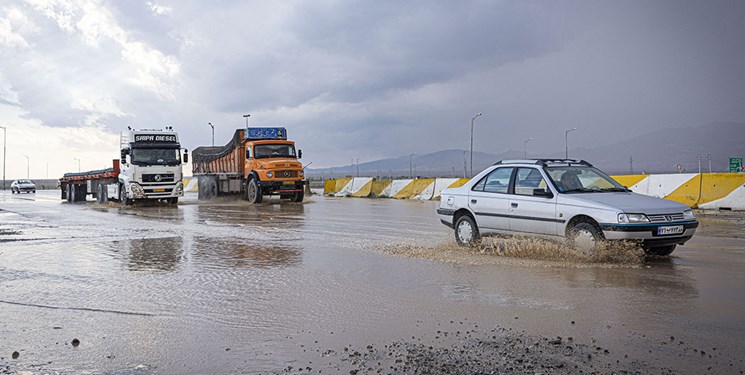 شروع موج جدید بارش برف و باران در جادههای کشور از فردا شروع موج جدید بارش برف و باران در جادههای کشور از فردا