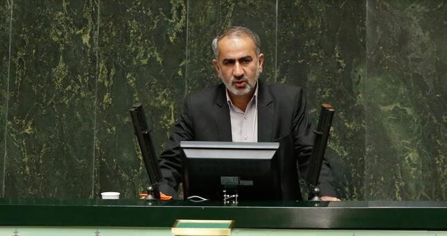 قضات و نمایندگان مجلس بدون آزمون وکیل می شوند؟ قضات و نمایندگان مجلس بدون آزمون وکیل می شوند؟