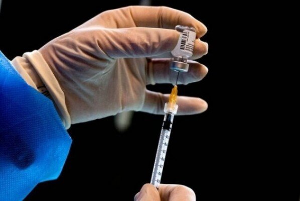طب سنتی با واکسیناسیون مخالف نیست طب سنتی با واکسیناسیون مخالف نیست