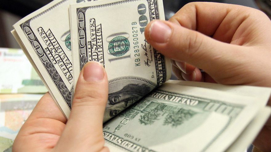 وضعیت حقوق ورودی با حذف دلار ۴۲۰۰تومانی / صرف نظر دولت از افزایش درآمد گمرکی وضعیت حقوق ورودی با حذف دلار ۴۲۰۰تومانی / صرف نظر دولت از افزایش درآمد گمرکی