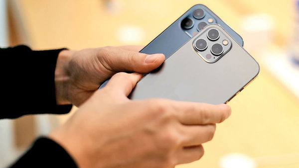 تقاضا برای مدل های آیفون۱۳ کاهش یافت