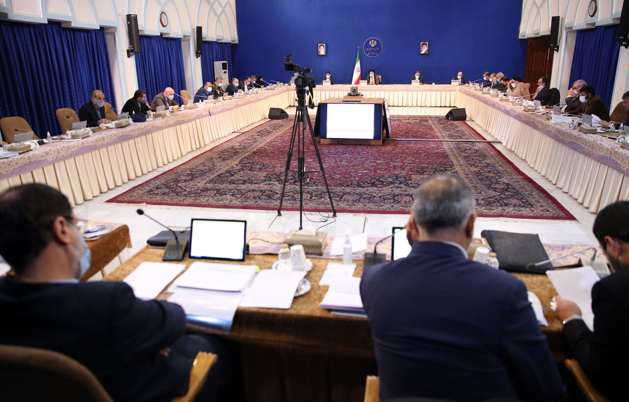 کمیتهای برای بررسی افزایش پلکانی حقوق کارکنان دولت تشکیل شد کمیتهای برای بررسی افزایش پلکانی حقوق کارکنان دولت تشکیل شد