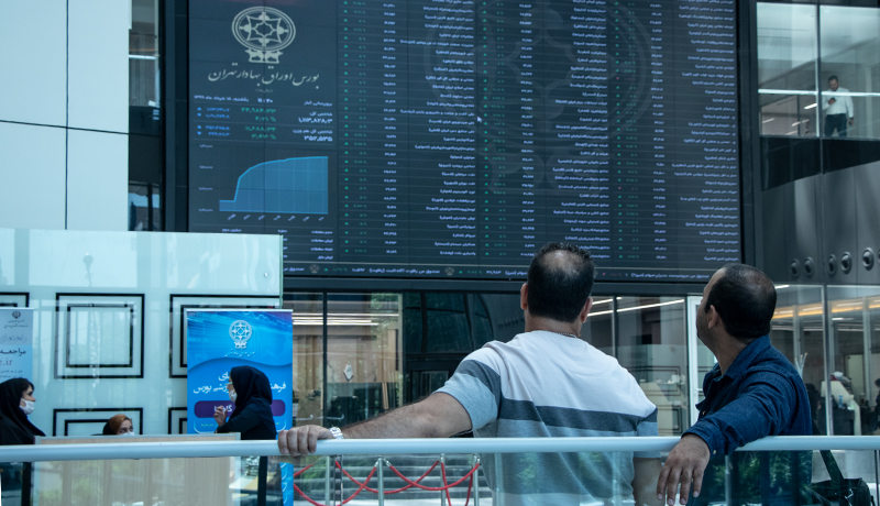 شاخص به ۲میلیون واحد نزدیک می شود / بی اعتنایی بورس به دلار ۳۰هزار تومانی