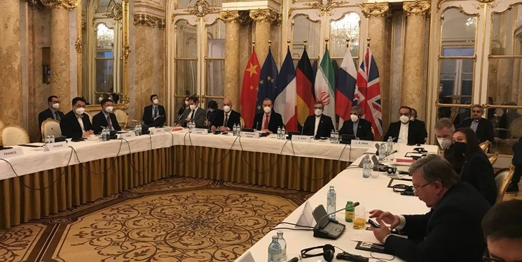 مقام ایرانی: تمام تحریمهای ایران باید یکجا برداشته شود مقام ایرانی: تمام تحریمهای ایران باید یکجا برداشته شود