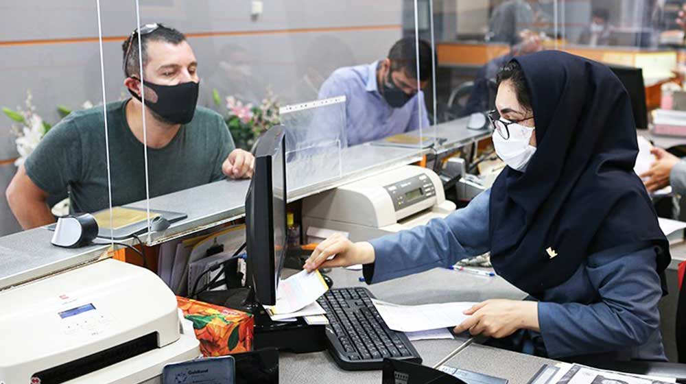 بدهکاران بانکی معرفی شوند / راهی برای ممانعت از مهاجرت سپرده ها بدهکاران بانکی معرفی شوند / راهی برای ممانعت از مهاجرت سپرده ها
