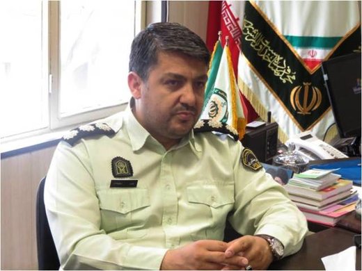 دستگیری پستچی نمای مسلح در تهران دستگیری پستچی نمای مسلح در تهران
